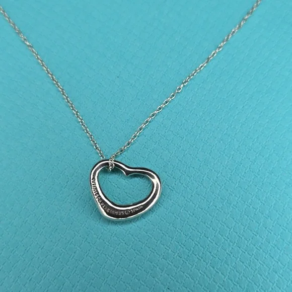 Tiffany & Co. Elsa Peretti Open Heart Pendant. 16" Chain - Picture 3 of 4